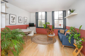 Just-renovated flat in the centre of Shoreditch!